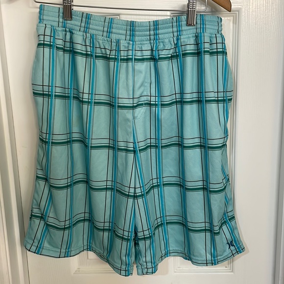 Hurley Plaid Drawstring Waist Athletic Shorts Sz L - Picture 1 of 8
